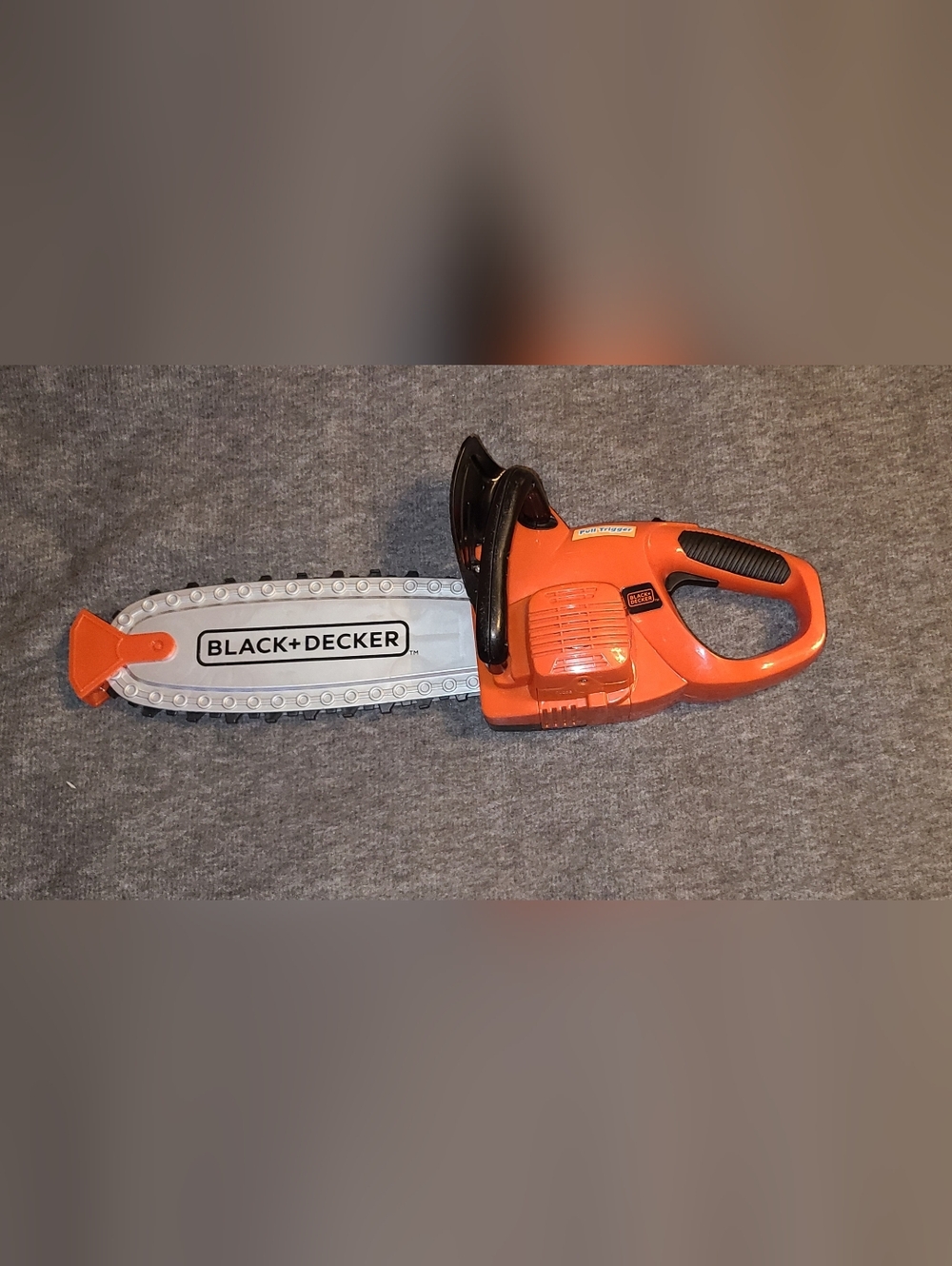 Black and Decker Child Toy Electronic 17” Chainsaw Working